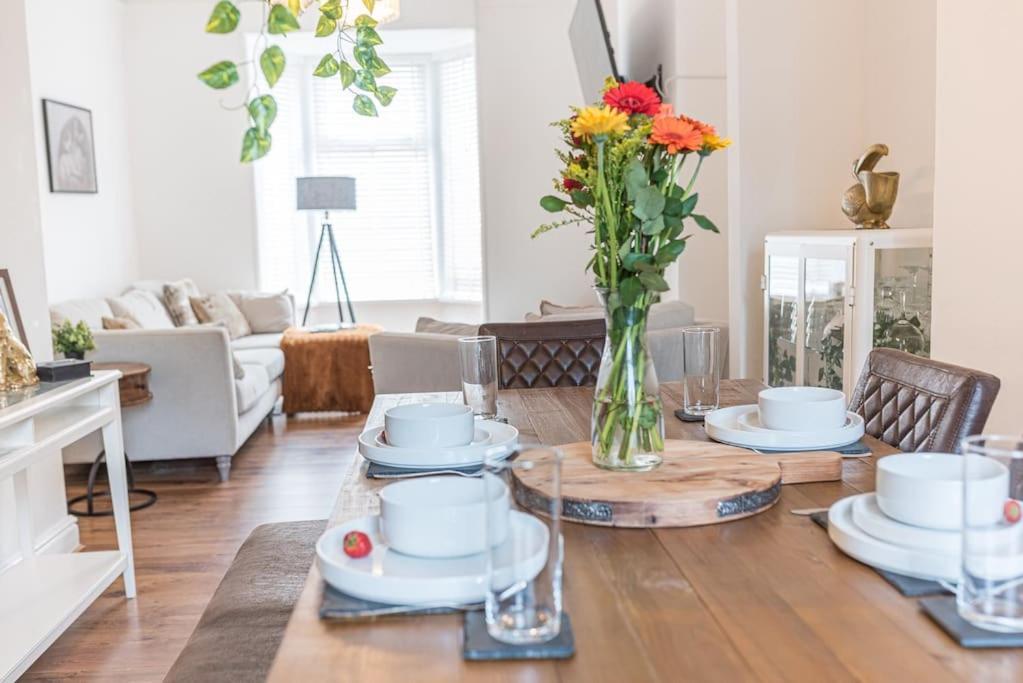 Villa Luxury Townhouse In Workington Extérieur photo